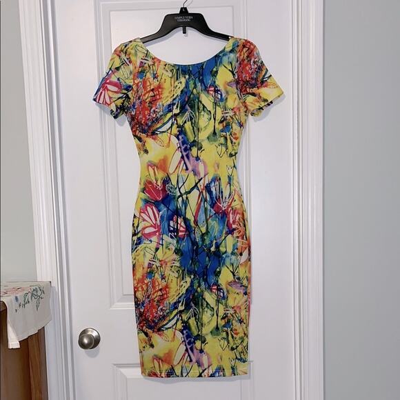 Catwalk Studio Short Sleeve Abstract Print Bodycon Dress, NWT - Picture 1 of 12